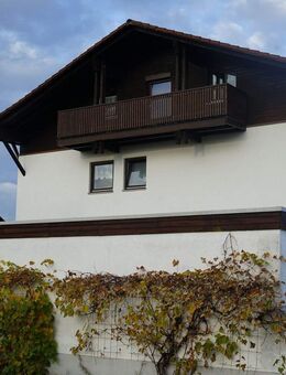 Großzügige 2 Zimmer-Dachgeschoßwohnung/ Balkon Bad Füssing/OT Würding - Bad Füssing