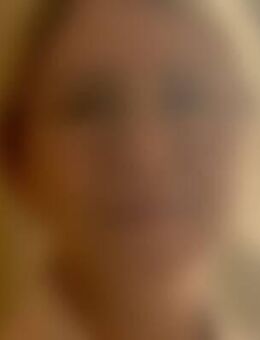 Lil*** - Halle (Westfalen)