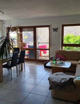 PREISSENKUNG: Gut vermietete, schöne 2-Zimmer-Wohnung mit Balkon im Überlinger Norden, knapp 3% Bruttorendite p.a. - Überlingen