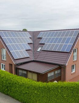 Familienidyll mit Einliegerwohnung: Großzügiges Haus inkl. Sauna und Wintergarten - Barßel