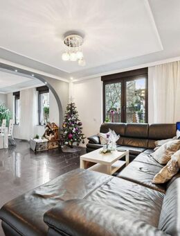 Einfamilienhaus mit Solaranlage und ausreichend Platz in Remscheid - Remscheid