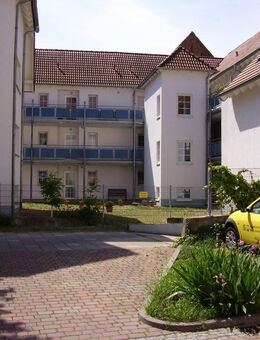 Vermietete 2-Zimmer-DG-Wohnung in Seniorenresidenz - Edingen-Neckarhausen