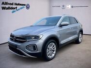 VW T-Roc, 1.5 TSI Style, Jahr 2023 - Walldorf (Baden-Württemberg)