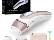 Braun IPL-Haarentferner Smart Skin i·expert PL7147, 2 Aufsätze für Gesicht & Körper, Venus Rasierer & Aufbewahrungstasche