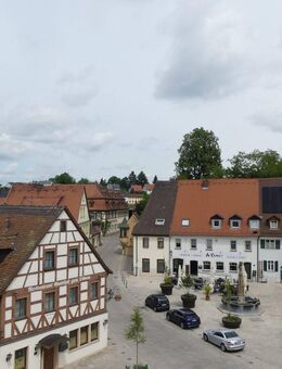 Schöne und zentrale 3 Zimmer Wohnung in Heilsbronn! - Heilsbronn
