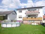Gartenliebhaber aufgepasst! Großzügiges Zweifamilienhaus in bevorzugter Wohnlage! - Hasselroth