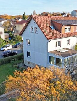 Sofort verfügbar: Großzügige Doppelhaushälfte in zentraler Lage am Philosophenwald - vielseitig nutzbar mit Potenzial - Gießen