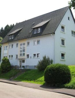 DREI-ZIMMER-DACHGESCHOSSWOHNUNG 64 QM IN GEVELNDORF - Lüdenscheid