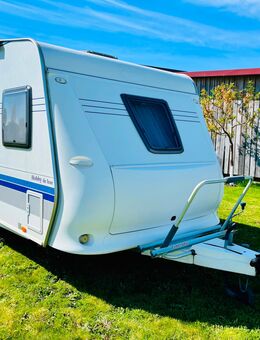 CAMPING Urlaub kleiner Wohnwagen HOBBY zum Mieten mit Mover, Fahrradträger, Markise, TV usw - for Rent Wohnanhänger Camper Van Wohnmobil Ferien 1300kg Vermietung Vermieten - Öpfingen