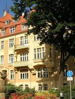 Niveauvolle 2 Raumwohnung mit Einbauküche, Fahrstuhl und großer Dusche - Cottbus