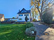 Frisch renoviertes Landhaus mit Fernblick auf schönem Areal in Höhenlage - ca. 3 Min. A3 Bad Honnef - Bad Honnef