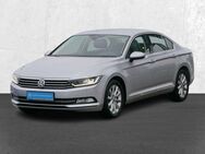 VW Passat, 1.8 TSI Highline, Jahr 2015 - Langenhagen