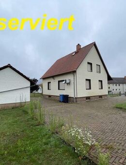 Lehre,freihstehendes 1-2 Familienhaus mit großem Grundsttück - Lehre