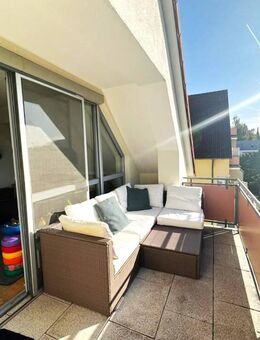 4,5-Zimmer-Wohnung im 3. OG mit Aufzug - (DG) - mit Balkon, Tiefgaragenstellplatz und Keller direkt in 92318 Neumarkt - Neumarkt (Oberpfalz)