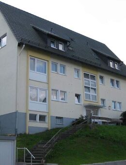 HELLE DREI-ZIMMER-ERDGESCHOSSWOHNUNG MIT BALKON IN GEVELNDORF - Lüdenscheid