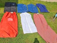 7Stck. gebrauchte Kleidersäcke, vers. Größen, versch. Materialien - Kiel