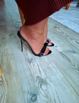 High heels, Schuhe, Sneaker, Pantoletten, Mules - Dinslaken