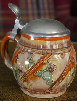 Bierkrug mit Zinndeckel , 0,5 Liter , Art Deco ,Keramik ,Airbrush - Görlitz