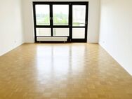 Charmante 2-Zimmer Wohnung mit zwei Balkonen in Spitzenlage - München