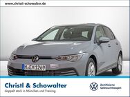 VW Golf, 1.0 VIII eTSI Life, Jahr 2022 - München