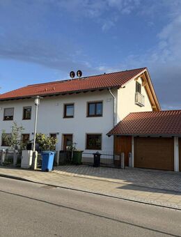 Großzügige Neubau-Doppelhaushälfte in Mühldorf-Mößling mit viel Stellplatz - Mühldorf (Inn)