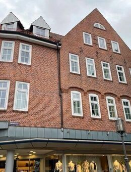Stade-Innenstadt: 4-Zimmerwohnung mit Terrasse im 1. OG - Stade (Hansestadt)