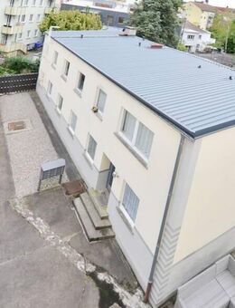 Glückstreffer: Möbliert wohnen in der Sanderau/ Weingartenstraße - nähe Uni und Mensa. - Würzburg