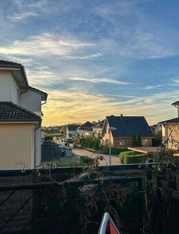 RESERVIERT * Vermietete 2-Zimmer-ETW * in gefragter Lage * 1. OG * Stellplatz - Schwerin