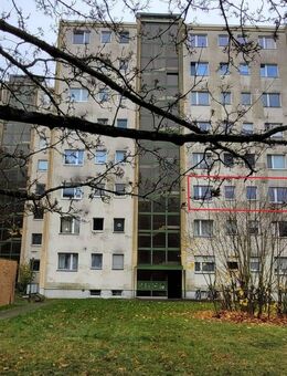 Exklusiver Wohntraum in Berlin Zehlendorf mit Aufzug, Balkon und PKW-Stellplatz - Berlin