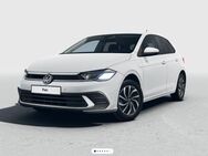 VW Polo, 1.0 TSI Life, Jahr 2022 - Oelsnitz (Erzgebirge)