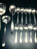 BSF Platura Modell 102 Iris 90 g versilbert, Silber: 7 Kaffeelöffel, 7 Kompottlöffel, 1 Gemüselöffel, 1 Kartoffellöffel, 1 Saucenlöffel: 17 Löffel zusammen 49,- Vintage in 24944