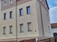 Solide Doppelhaushälfte mit großem Garten - Rositz