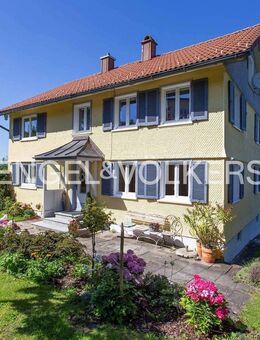 Authentisches Bauernhaus mit traumhaftem Weitblick - Lindenberg (Allgäu)