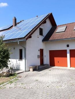 Einziehen & Wohlfühlen - Einfamilienhaus mit schönem Garten und Doppelgarage (Erbbaurecht!) - Westerheim (Baden-Württemberg)