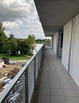 Kompakt, modern, Wassernah - 2-Zimmer ohne Balkon - Berlin