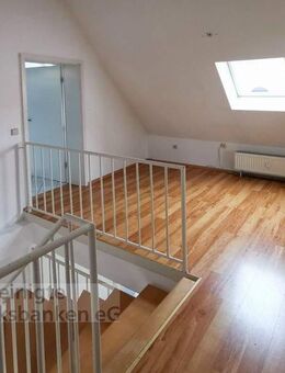 Lichtdurchflutete, moderne Maisonettewohnung mit Galerie und viel Platz - Vaihingen (Enz)