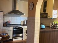 Renovierungsbedürftige 2-Zimmer Wohnung mit Balkon und Weitblick in Dillingen (Odilienplatz) zu verkaufen - Dillingen (Saar)