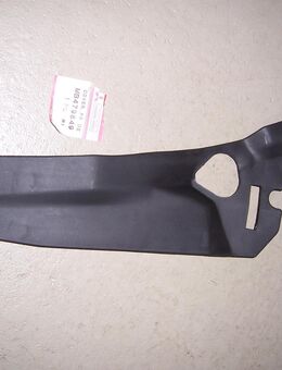 MB479849 Abdeckung, Windlaufverkleidung Mitsubishi Colt/Lancer C50-C70 - Hannover Vahrenwald-List