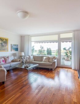 Elegante 3-Zimmer-Wohnung mit Weitblick ins Grüne - München