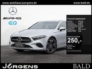 Mercedes A 180, Progressive MBUX Winter 17, Jahr 2023 - Plettenberg