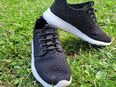 Schuhe 39 Sportschuhe schwarz in 14542