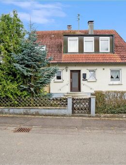 Raum für Ihre Ideen - Zweifamilienhaus in Bühl mit großem Potenzial und viel Platz! - Bibertal