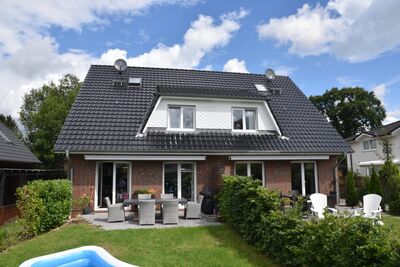 Neubau-Doppelhaushälfte in ruhiger Lage