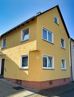 Ein-/Zweifamilienhaus mit vielseitigen Nutzungsmöglichkeiten in zentraler Lage von Igersheim - Igersheim
