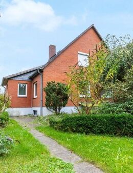 Tür auf, Herz rein! - Verwunschenes Zweifamilienhaus in Felm - Felm