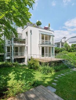 Garten-Maisonette mit Charakter: Exklusives Wohnen in Starnbergs Toplage - Starnberg