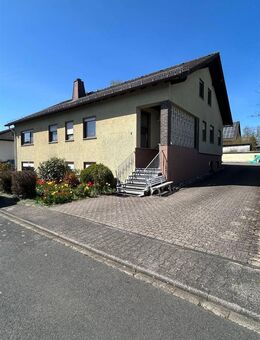 Mehrfamilienhaus mit Ausbaupotenzial und sicherer Mieteinnahme in ruhiger Lage von Klingelbach - Klingelbach