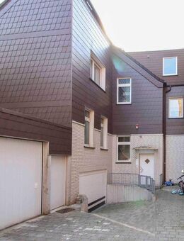 Vielseitiges Anlageobjekt in Recklinghausen - Wohnung, Ladenlokal & Werkstatt mit Potenzial - Recklinghausen