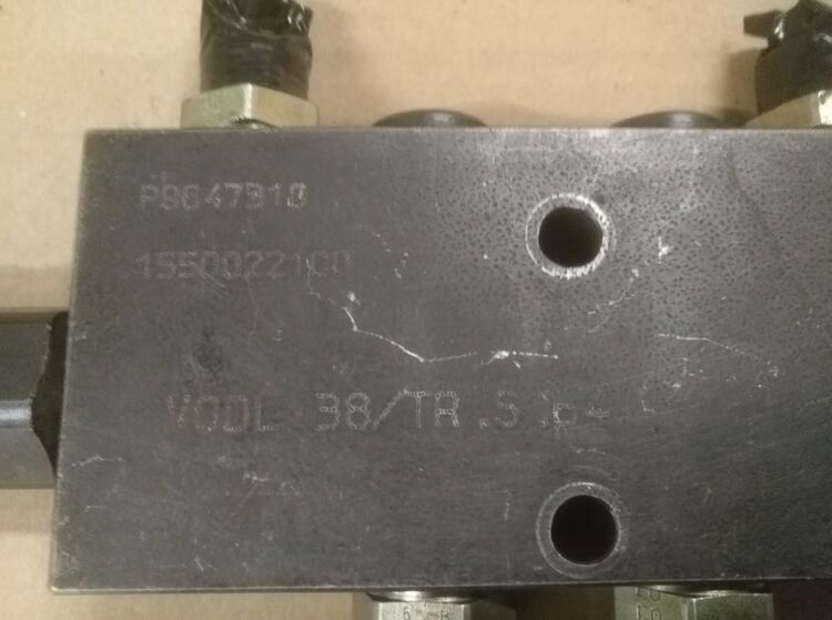 Sperr Block Ventil Stapler Baumaschine - Büdingen