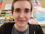 Suche einen treuen, devoten Lebenspartner, der mit mir zusammen den amerikanischen Traum verwirklichen möchte - Teunz